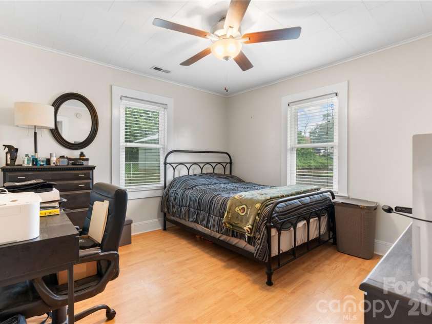114 Virginia Street, Lenoir, NC 28638.  MLS# CAR4426824, YatesRealty ID 52165. 