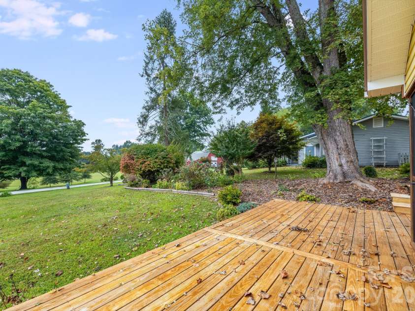 53 Armstrong Road, Etowah, NC 28729.  MLS# CAR4426769, YatesRealty ID 52169. 
