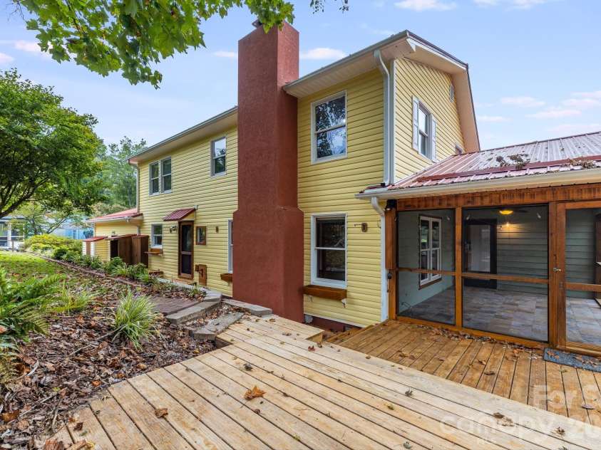 53 Armstrong Road, Etowah, NC 28729.  MLS# CAR4426769, YatesRealty ID 52169. 