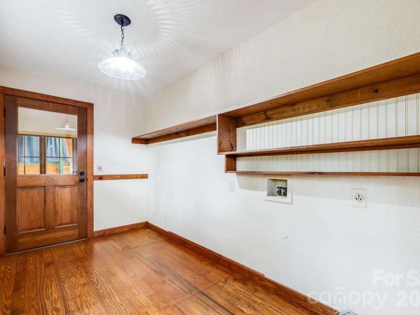 53 Armstrong Road, Etowah, NC 28729.  MLS# CAR4426769, YatesRealty ID 52169. Laundry/Mud Room