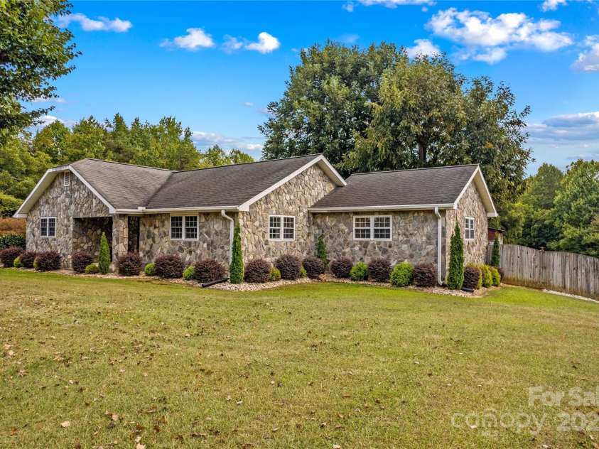 345 Rainey Road, Salisbury, NC 28146.  MLS# CAR4304773, YatesRealty ID 5217. 