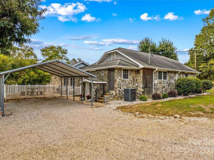 345 Rainey Road, Salisbury, NC 28146.  MLS# CAR4304773, YatesRealty ID 5217. 