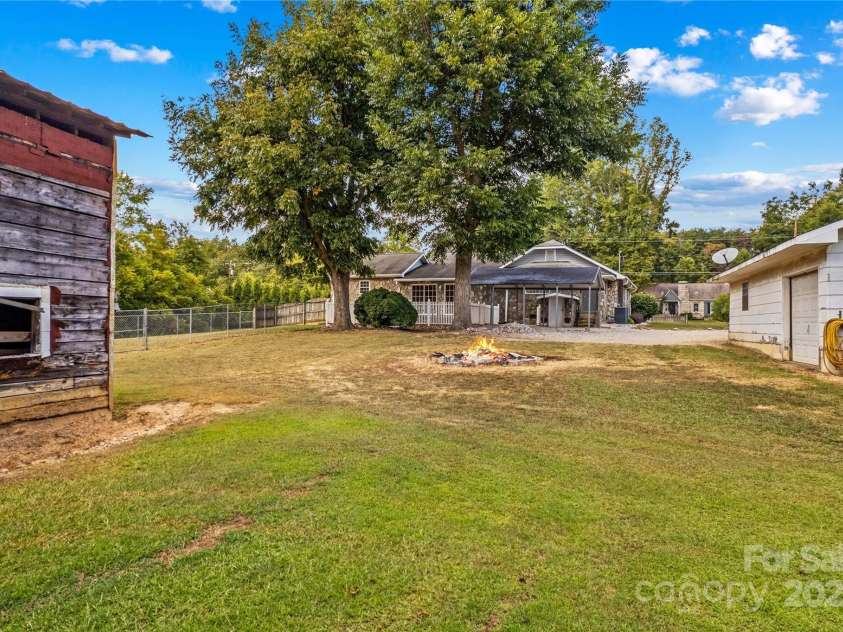 345 Rainey Road, Salisbury, NC 28146.  MLS# CAR4304773, YatesRealty ID 5217. 