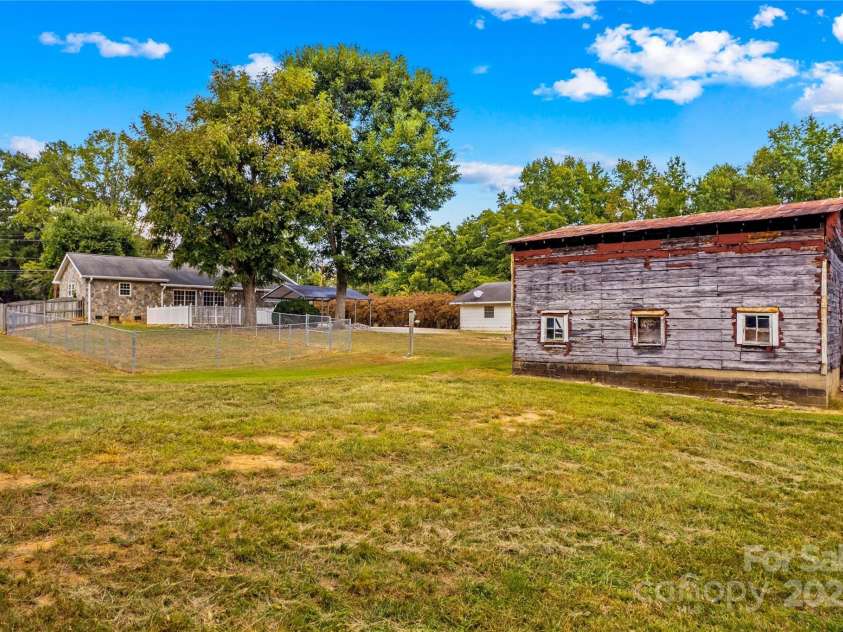 345 Rainey Road, Salisbury, NC 28146.  MLS# CAR4304773, YatesRealty ID 5217. 