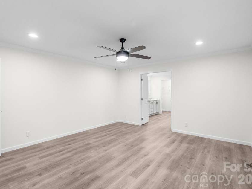 1120 Hammond Carnes Road, Lancaster, SC 29720.  MLS# CAR4426342, YatesRealty ID 52171. 
