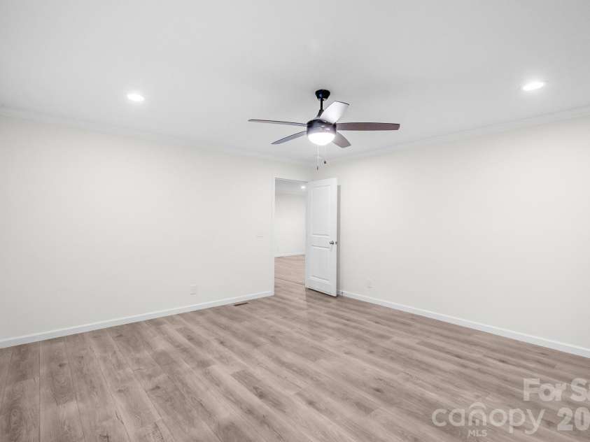1120 Hammond Carnes Road, Lancaster, SC 29720.  MLS# CAR4426342, YatesRealty ID 52171. 
