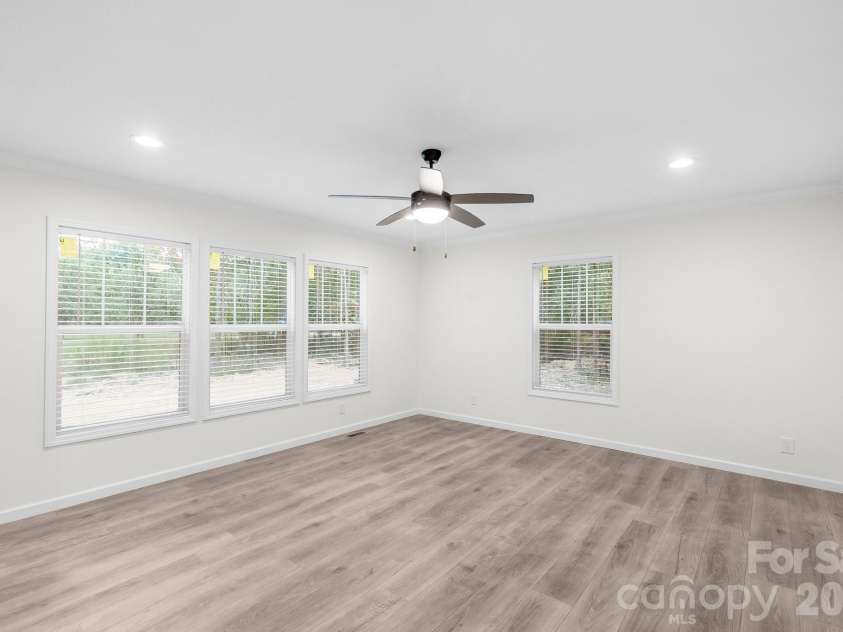 1120 Hammond Carnes Road, Lancaster, SC 29720.  MLS# CAR4426342, YatesRealty ID 52171. 
