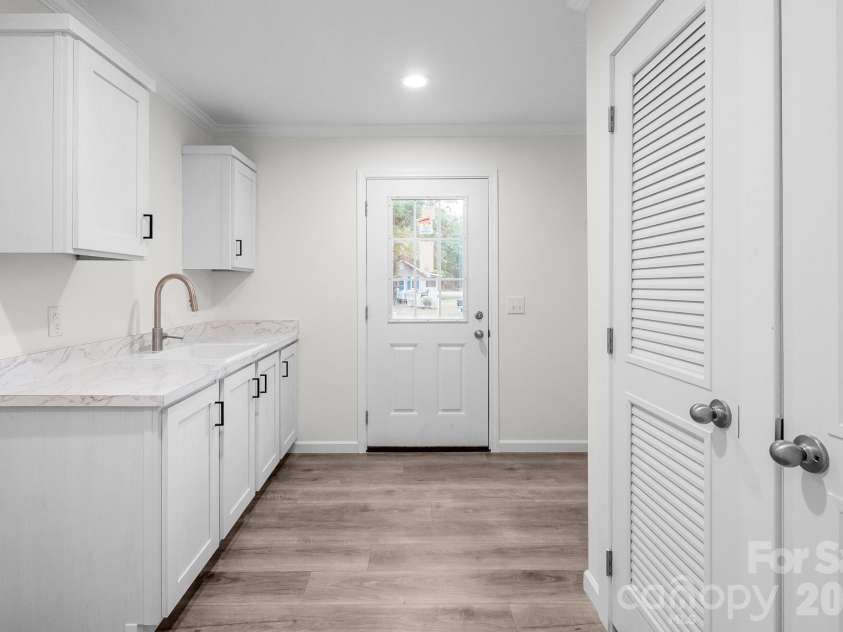 1120 Hammond Carnes Road, Lancaster, SC 29720.  MLS# CAR4426342, YatesRealty ID 52171. 