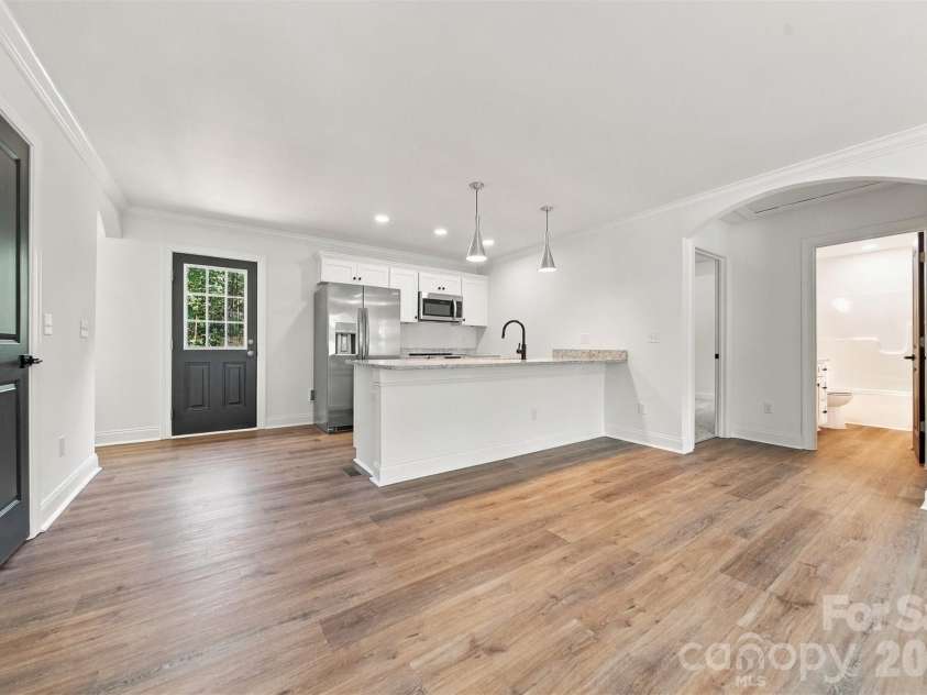 5110 Hanging Rock Court, Hickory, NC 28601.  MLS# CAR4426864, YatesRealty ID 52172. 