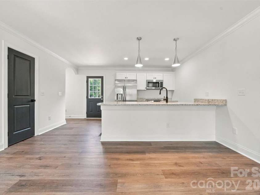 5110 Hanging Rock Court, Hickory, NC 28601.  MLS# CAR4426864, YatesRealty ID 52172. 