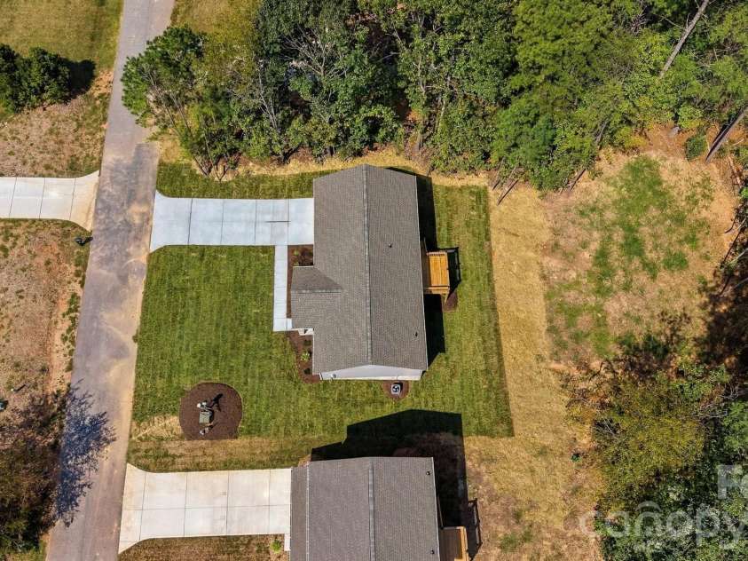 5110 Hanging Rock Court, Hickory, NC 28601.  MLS# CAR4426864, YatesRealty ID 52172. 