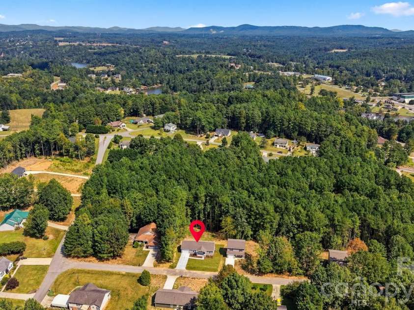 5110 Hanging Rock Court, Hickory, NC 28601.  MLS# CAR4426864, YatesRealty ID 52172. 