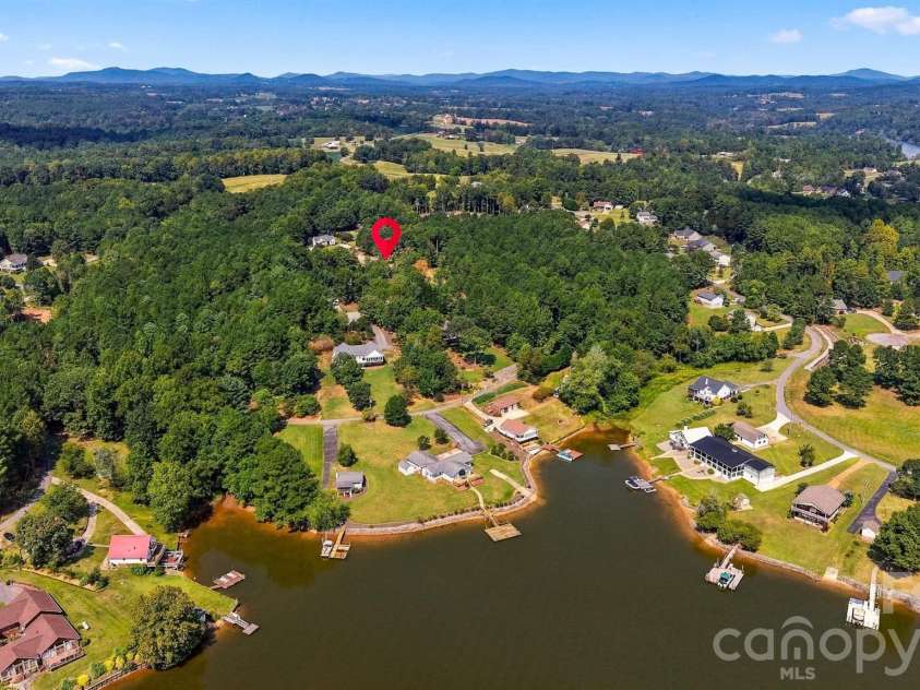 5110 Hanging Rock Court, Hickory, NC 28601.  MLS# CAR4426864, YatesRealty ID 52172. 