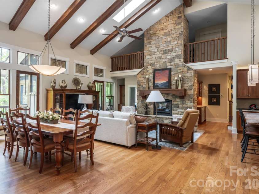 20 Higdon Lane, Fairview, NC 28730.  MLS# CAR4384089, YatesRealty ID 52173. 