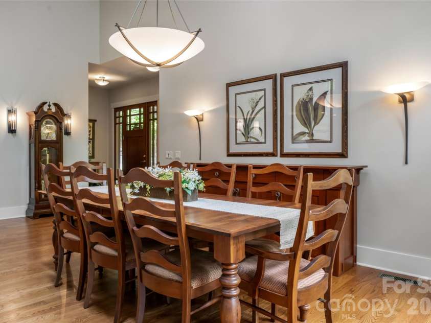 20 Higdon Lane, Fairview, NC 28730.  MLS# CAR4384089, YatesRealty ID 52173. 