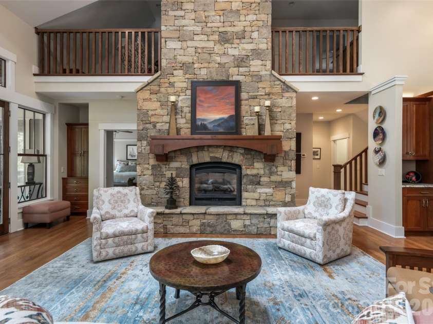20 Higdon Lane, Fairview, NC 28730.  MLS# CAR4384089, YatesRealty ID 52173. 