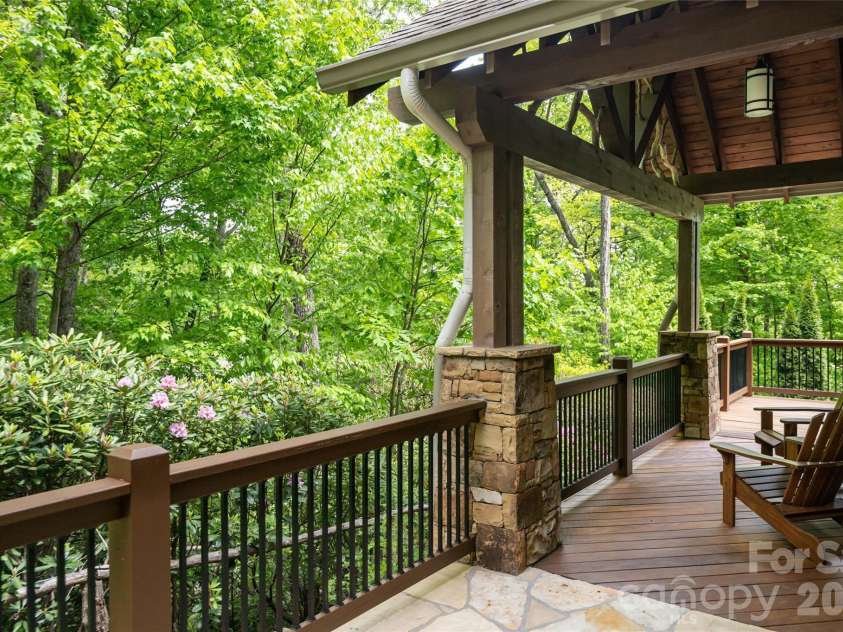 20 Higdon Lane, Fairview, NC 28730.  MLS# CAR4384089, YatesRealty ID 52173. 