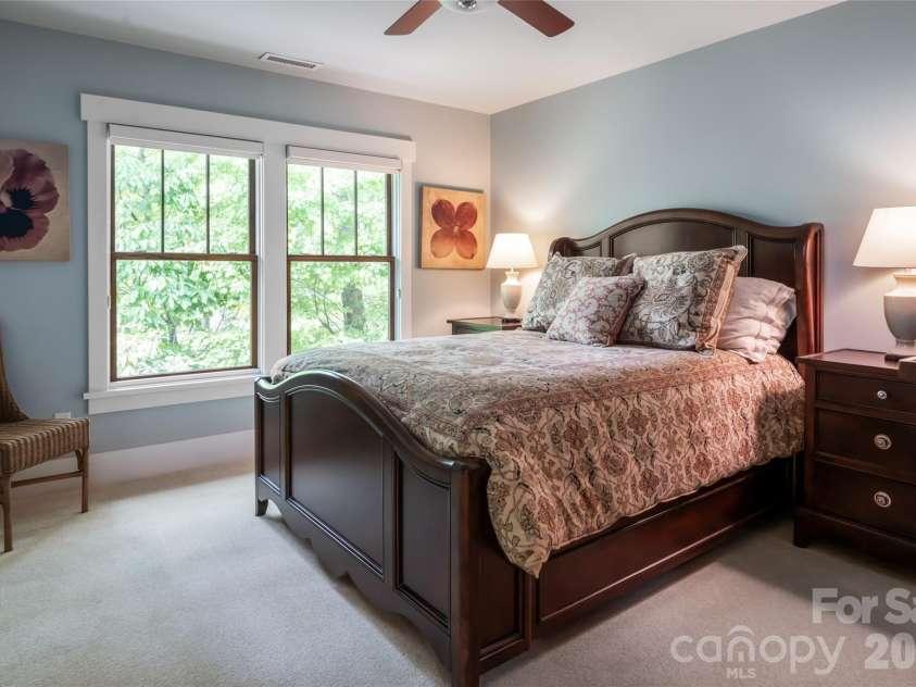 20 Higdon Lane, Fairview, NC 28730.  MLS# CAR4384089, YatesRealty ID 52173. 