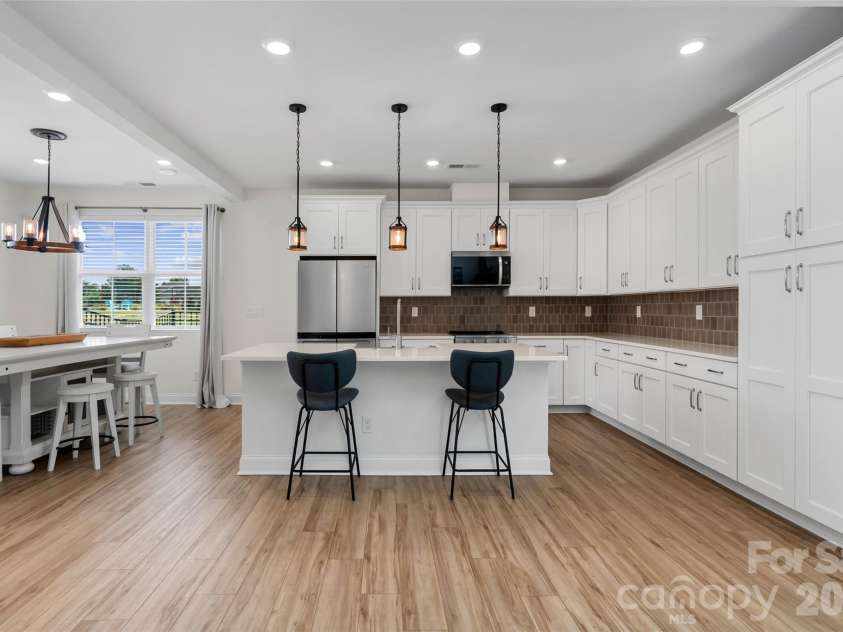809 Terra Drive, Tega Cay, SC 29708.  MLS# CAR4424406, YatesRealty ID 52174. 