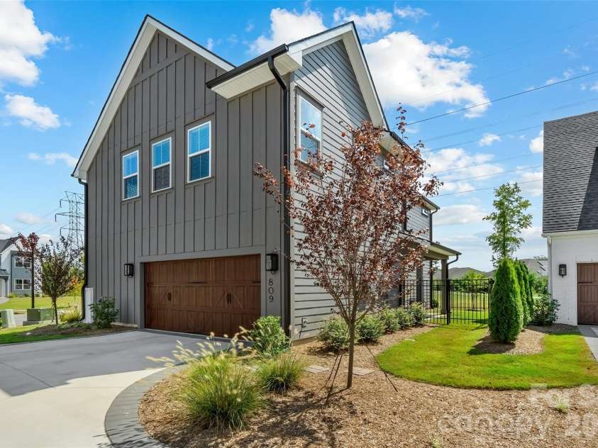 809 Terra Drive, Tega Cay, SC 29708.  MLS# CAR4424406, YatesRealty ID 52174. 