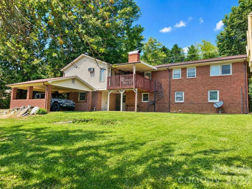 1270 Amherst Road, Morganton, NC 28655.  MLS# CAR4426860, YatesRealty ID 52175. 