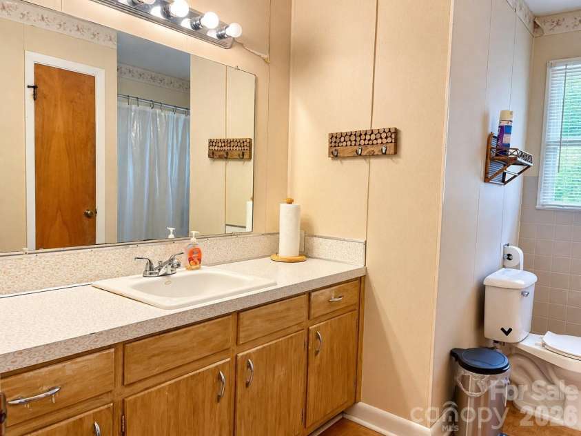 1270 Amherst Road, Morganton, NC 28655.  MLS# CAR4426860, YatesRealty ID 52175. Main level Full Bath