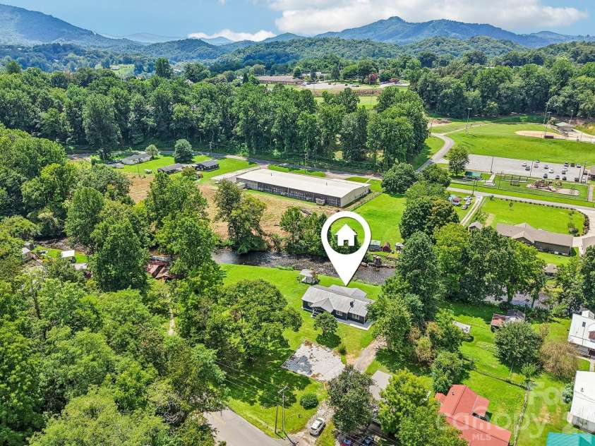 241 Deep Creek Road, Bryson City, NC 28713.  MLS# CAR4414613, YatesRealty ID 52177. 