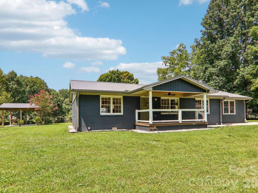 241 Deep Creek Road, Bryson City, NC 28713.  MLS# CAR4414613, YatesRealty ID 52177. 
