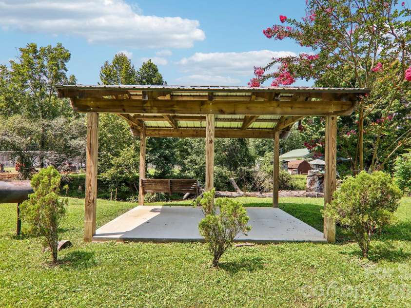 241 Deep Creek Road, Bryson City, NC 28713.  MLS# CAR4414613, YatesRealty ID 52177. 