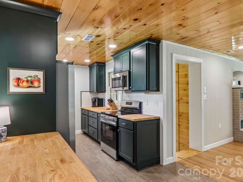 241 Deep Creek Road, Bryson City, NC 28713.  MLS# CAR4414613, YatesRealty ID 52177. 