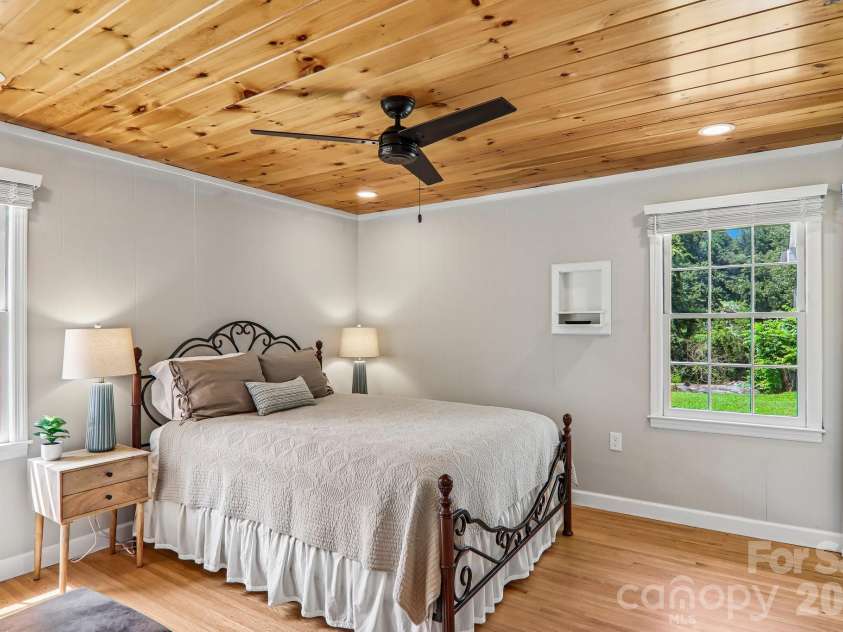 241 Deep Creek Road, Bryson City, NC 28713.  MLS# CAR4414613, YatesRealty ID 52177. 