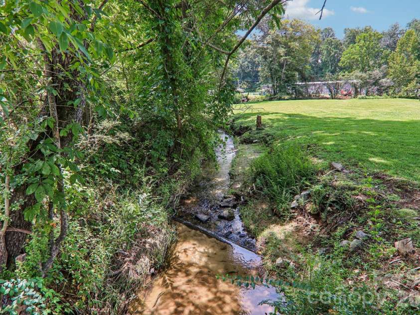 241 Deep Creek Road, Bryson City, NC 28713.  MLS# CAR4414613, YatesRealty ID 52177. 