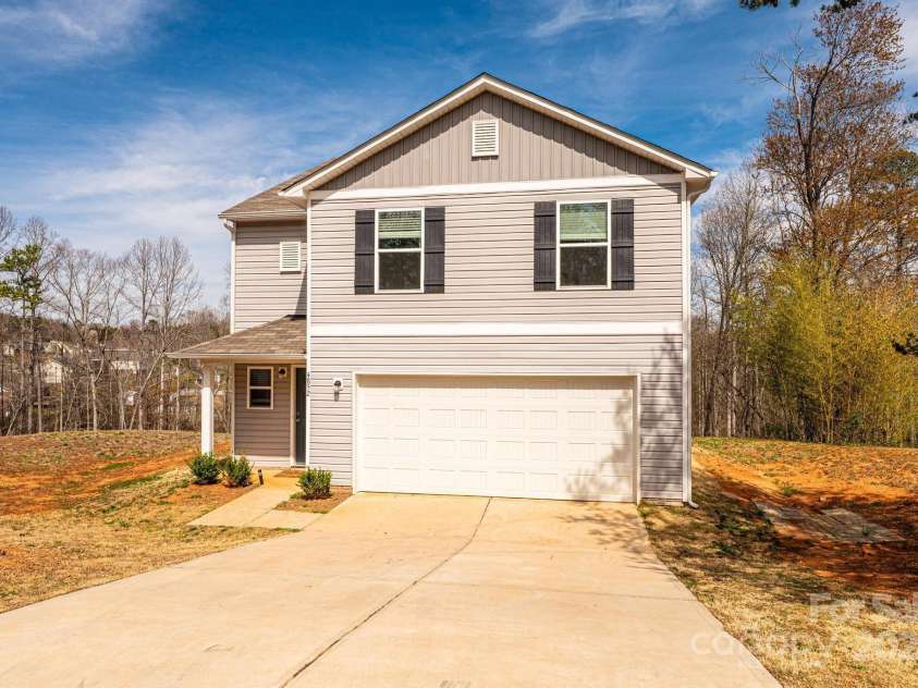 4852 stone Drive, Conover, NC 28613.  MLS# CAR4238378, YatesRealty ID 5218. 