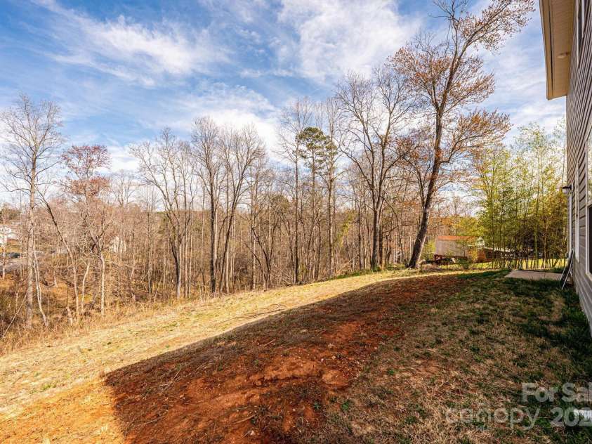 4852 stone Drive, Conover, NC 28613.  MLS# CAR4238378, YatesRealty ID 5218. 