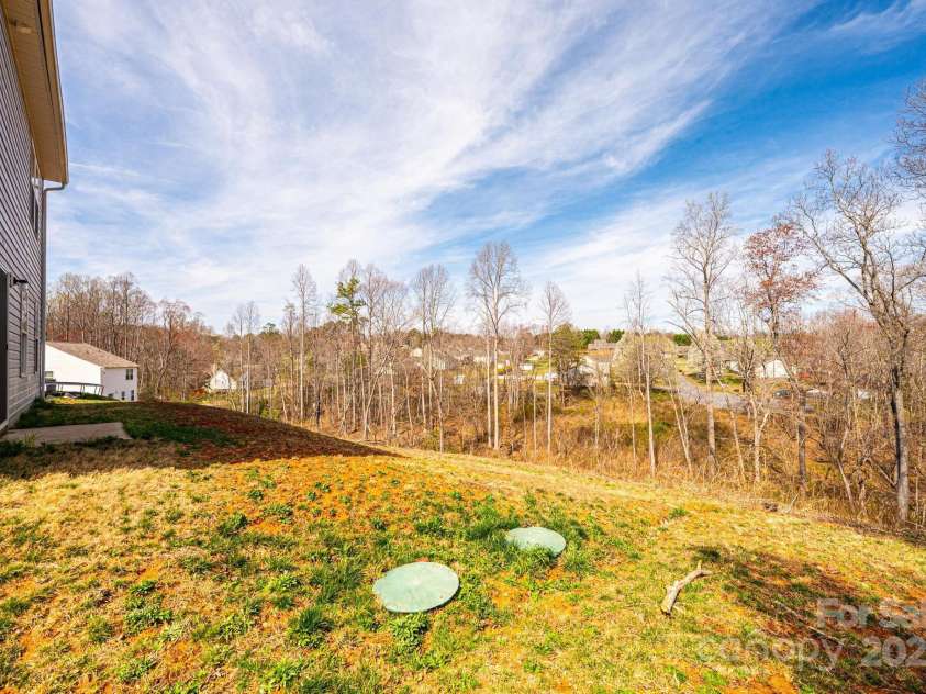 4852 stone Drive, Conover, NC 28613.  MLS# CAR4238378, YatesRealty ID 5218. 