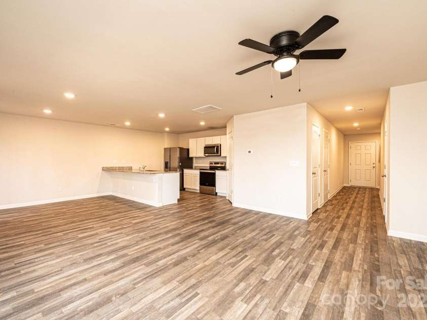 4852 stone Drive, Conover, NC 28613.  MLS# CAR4238378, YatesRealty ID 5218. 