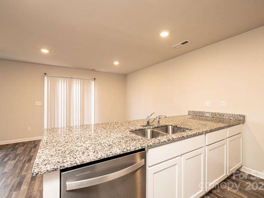 4852 stone Drive, Conover, NC 28613.  MLS# CAR4238378, YatesRealty ID 5218. 