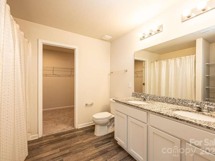 4852 stone Drive, Conover, NC 28613.  MLS# CAR4238378, YatesRealty ID 5218. 