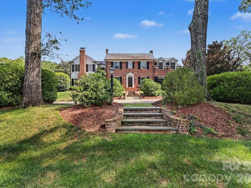 1401 Queens Road, Charlotte, NC 28207.  MLS# CAR4417618, YatesRealty ID 52181. Front Elevation