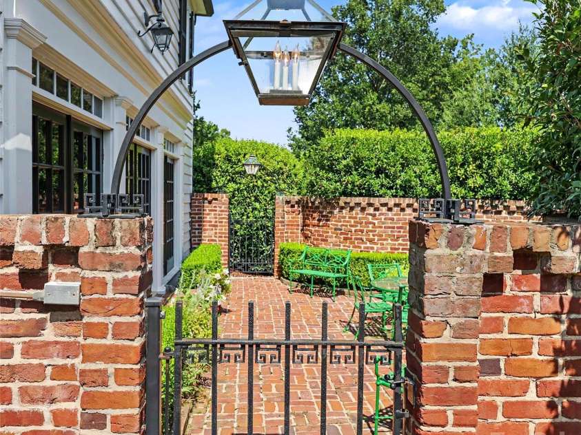 1401 Queens Road, Charlotte, NC 28207.  MLS# CAR4417618, YatesRealty ID 52181. Gate to walled garden