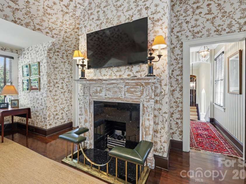 1401 Queens Road, Charlotte, NC 28207.  MLS# CAR4417618, YatesRealty ID 52181. Primary bedroom, fireplace coal basket