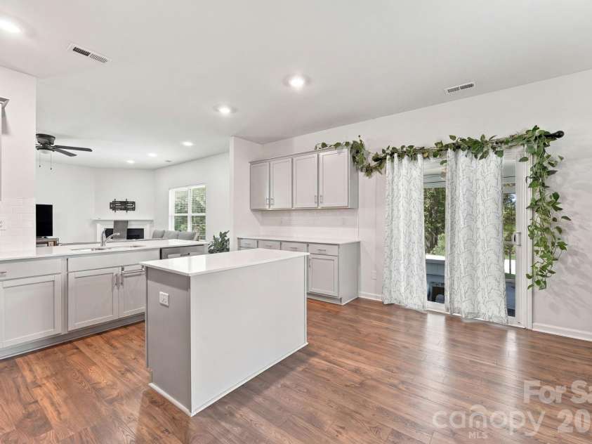 10730 Tuff Lane, Davidson, NC 28036.  MLS# CAR4424554, YatesRealty ID 52182. 