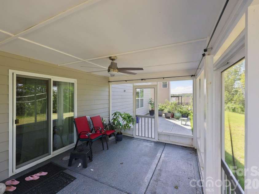 10730 Tuff Lane, Davidson, NC 28036.  MLS# CAR4424554, YatesRealty ID 52182. 