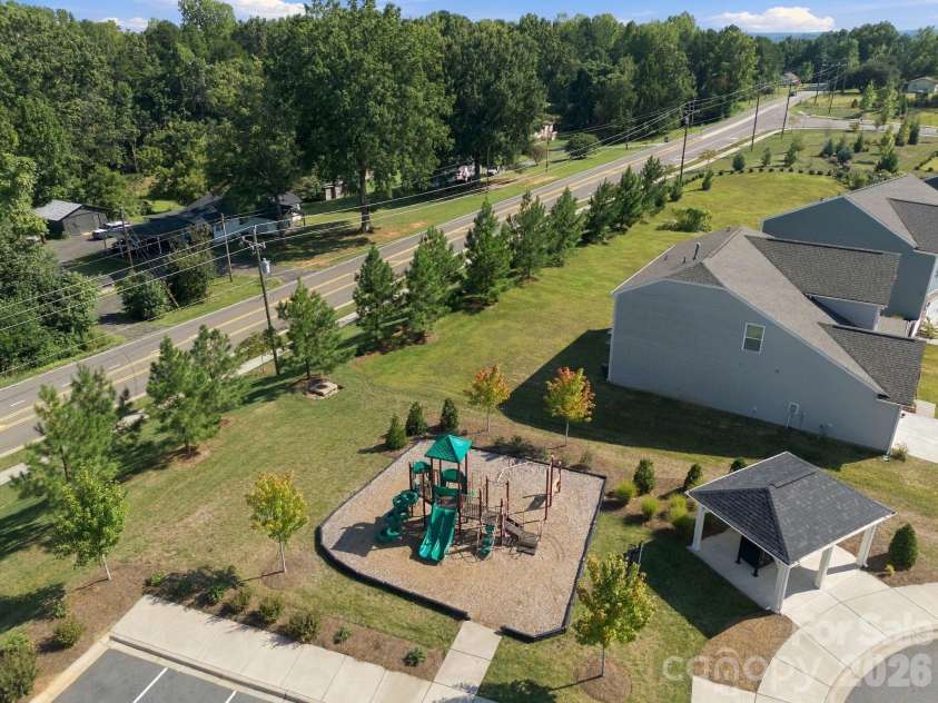 10730 Tuff Lane, Davidson, NC 28036.  MLS# CAR4424554, YatesRealty ID 52182. 