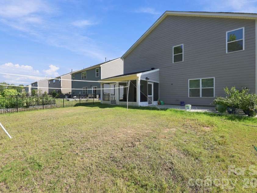 10730 Tuff Lane, Davidson, NC 28036.  MLS# CAR4424554, YatesRealty ID 52182. 