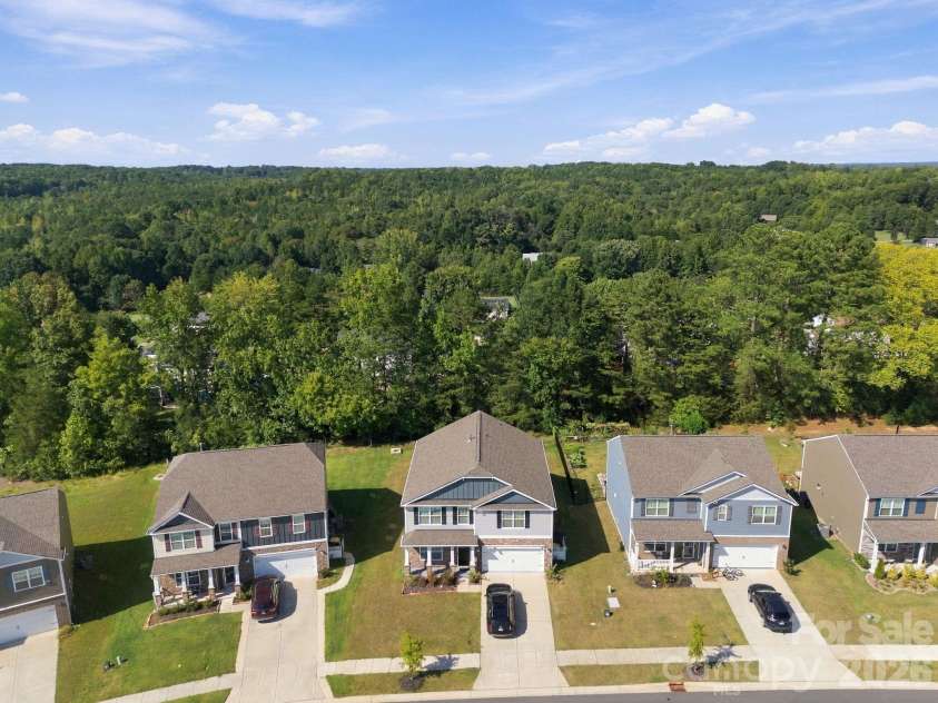 10730 Tuff Lane, Davidson, NC 28036.  MLS# CAR4424554, YatesRealty ID 52182. 