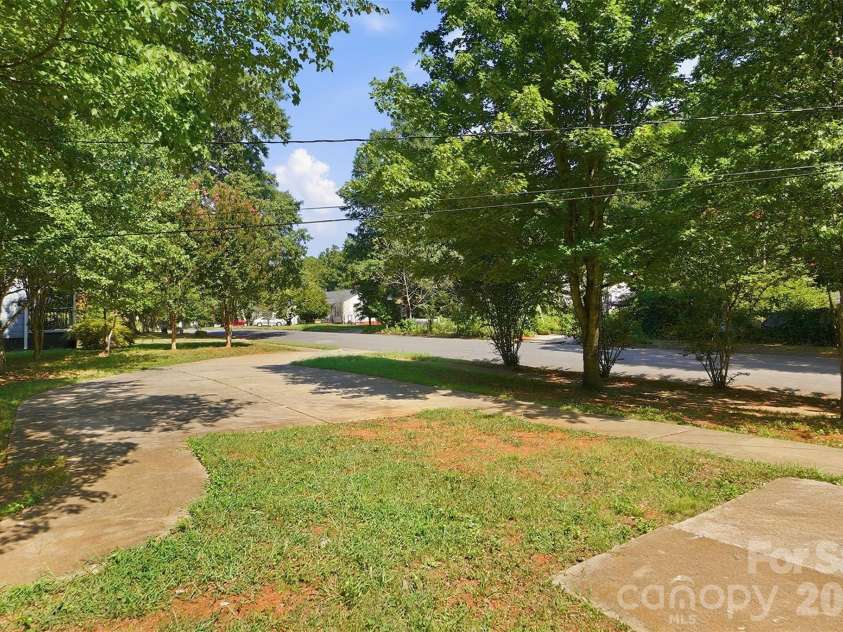 1327 Eden Terrace, Rock Hill, SC 29730.  MLS# CAR4421279, YatesRealty ID 52183. 