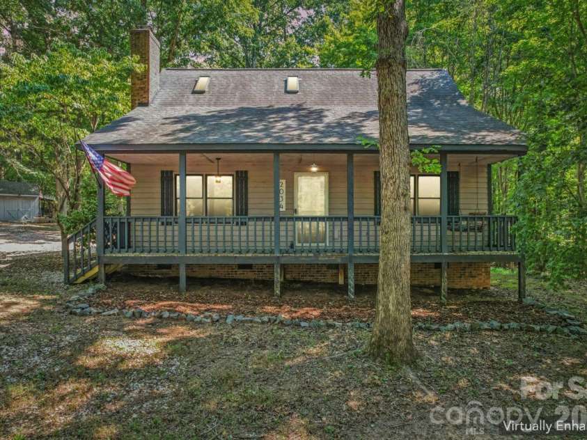 2034 Fairhill Circle, Rock Hill, SC 29732.  MLS# CAR4426830, YatesRealty ID 52189. 