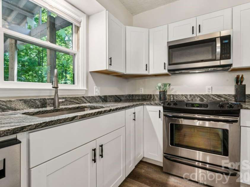 2034 Fairhill Circle, Rock Hill, SC 29732.  MLS# CAR4426830, YatesRealty ID 52189. 