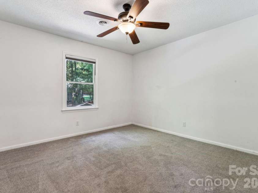 2034 Fairhill Circle, Rock Hill, SC 29732.  MLS# CAR4426830, YatesRealty ID 52189. 